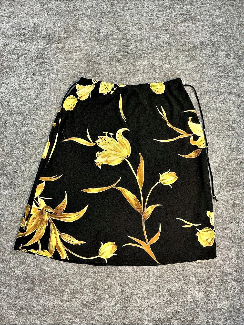 CLIO Floral Skirt in Black & Yellow Size M
